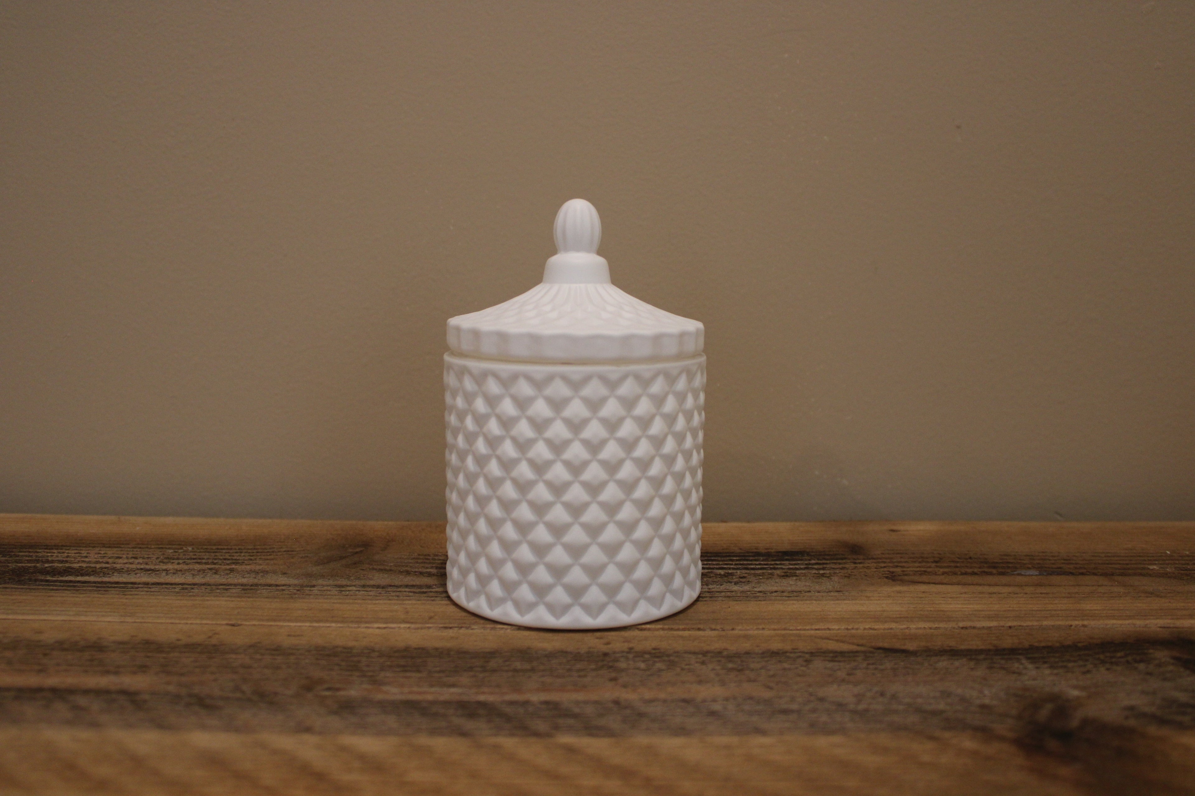 Soy-Coconut Large Matte Textured Ceramic Wooden Wick 10oz Candle with Lid